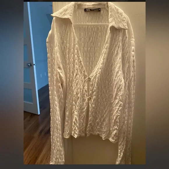 Zara blouse - Picture 3 of 3